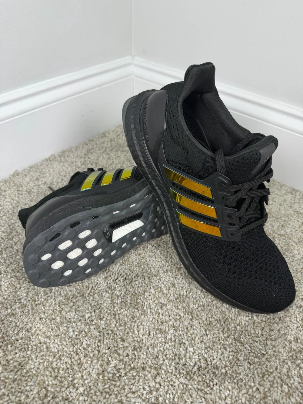 Adidas Ultraboost 1.0 Black Iridescent Men’s Running Shoes Size 9.5 FVHV68